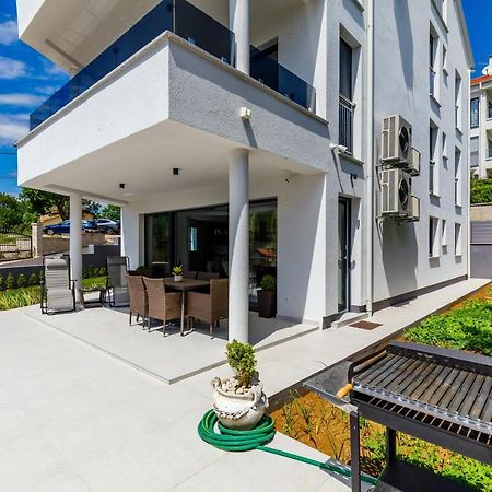 Apartment "Villa M" Кострена Экстерьер фото