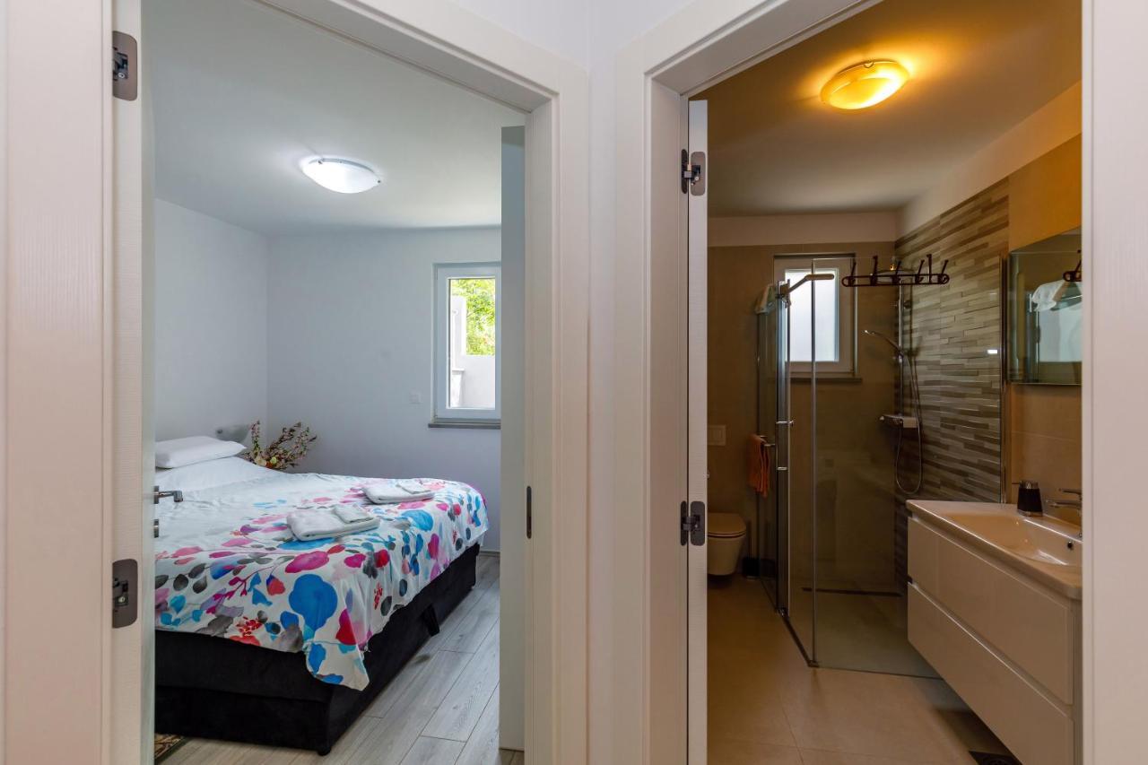 Apartment "Villa M" Кострена Экстерьер фото