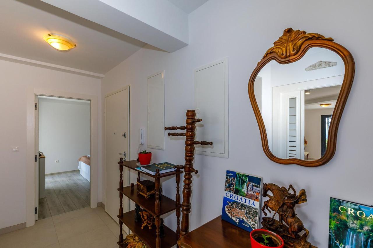 Apartment "Villa M" Кострена Экстерьер фото